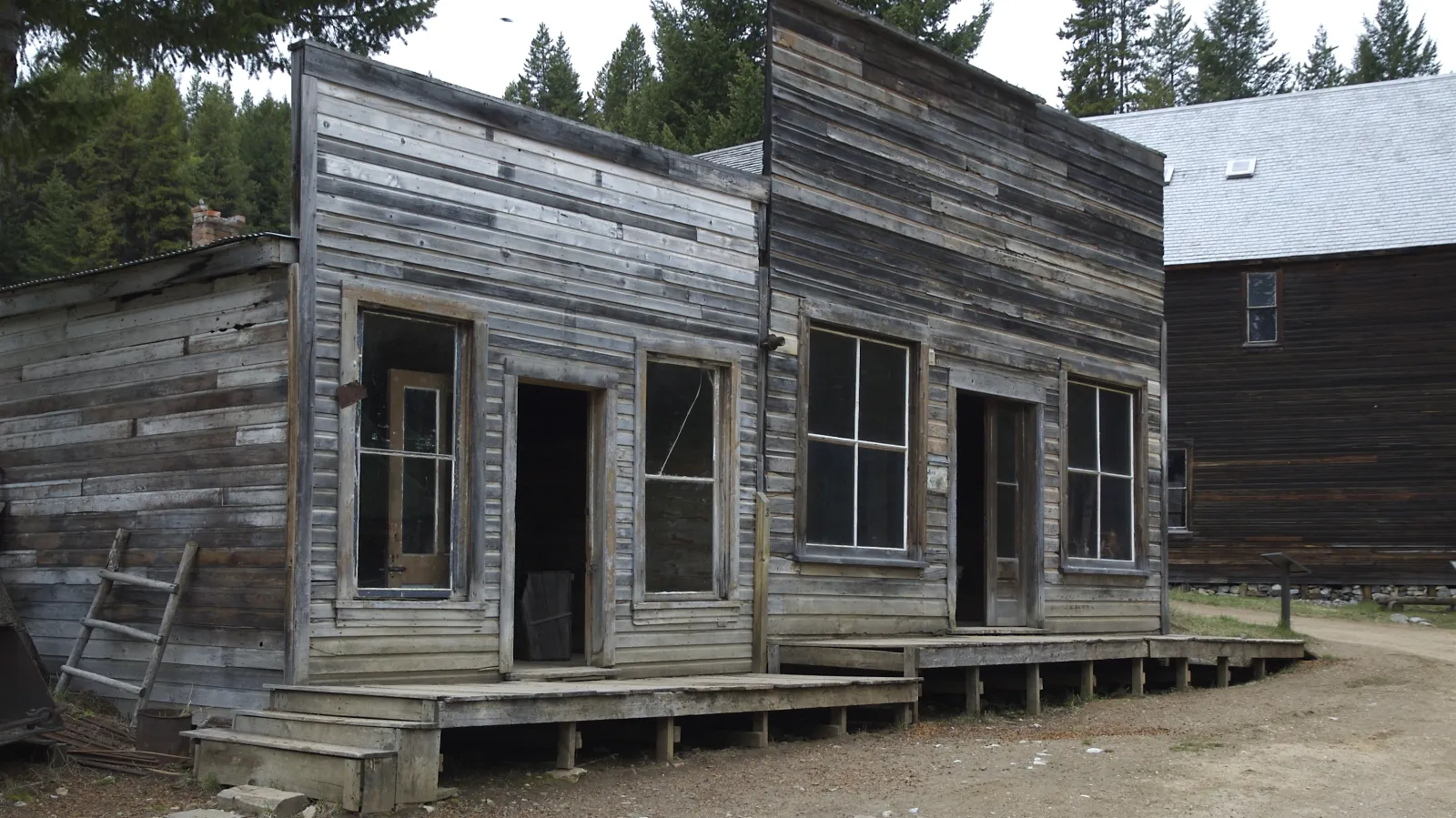 Abandoned Places in Montana: 6 Best Sites (Free GPS)