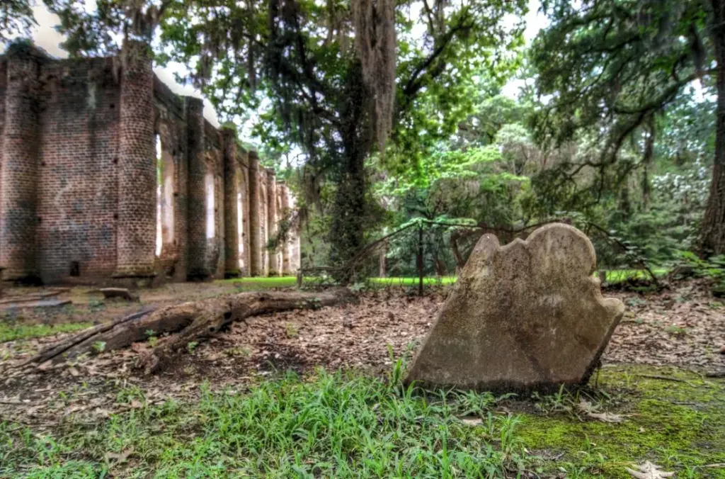 Abandoned Places in South Carolina: 10 Best Sites (Free GPS)
