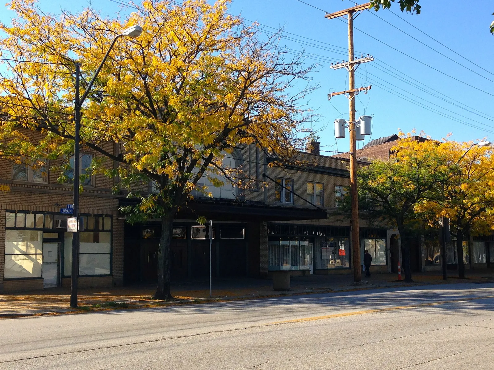 Abandoned Theaters in the USA: 5 Best Sites + Map