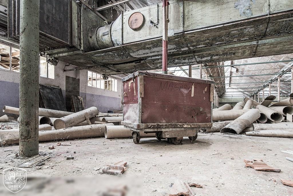 Filature Boussac : l'empire textile abandonné aux toits en dents de scie