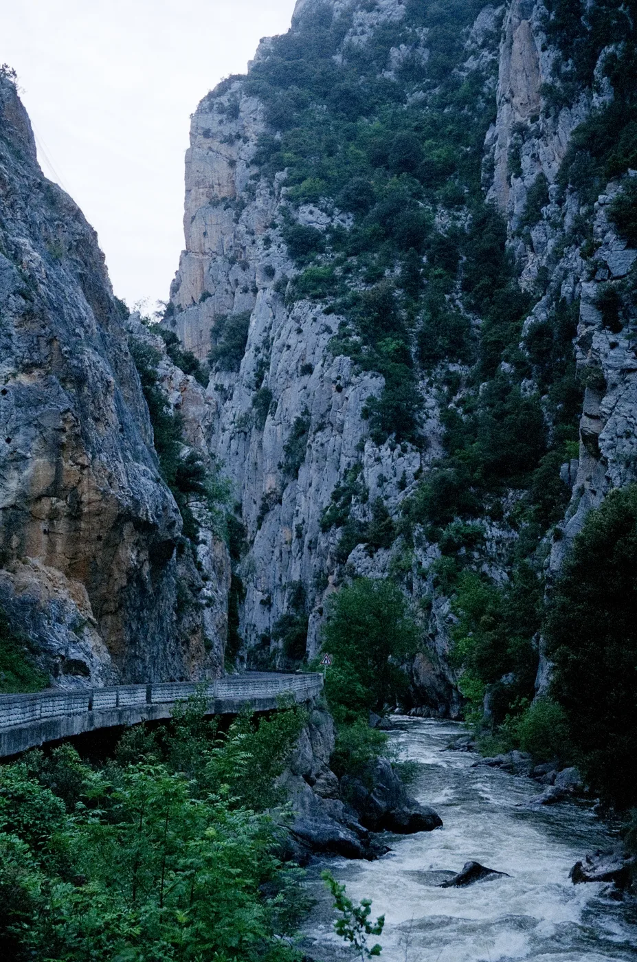 The gorges of the Pierre-Lys defile in the Aude, crossed by the abandoned railway line