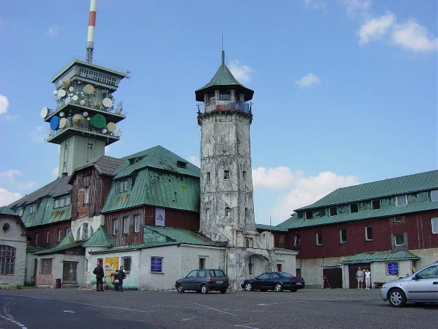 Klínovec: Abandoned Mountain Hotel and Tower in Krušné hory