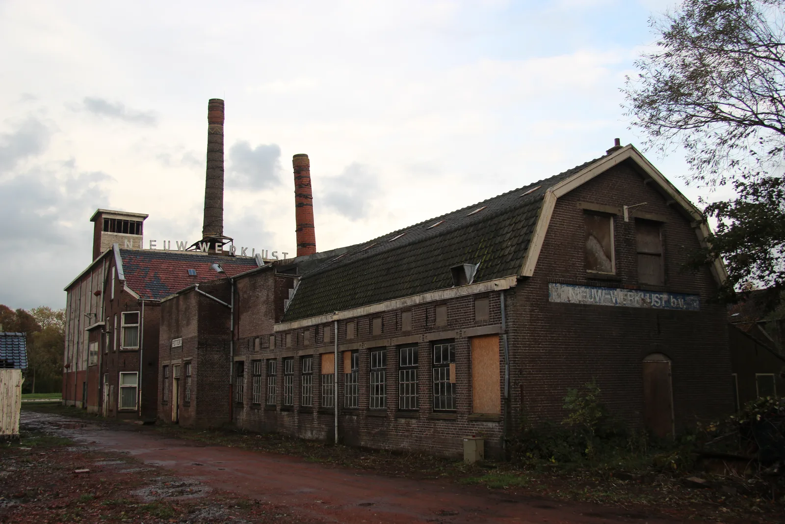 The abandoned Nieuw Werklust clayware factory in Hazerswoude with brick halls and chimneys